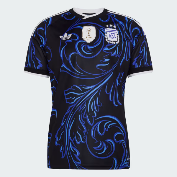 Compra 1 y llévate 2 camisetas de Argentina